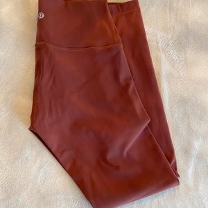 lululemon wunder under